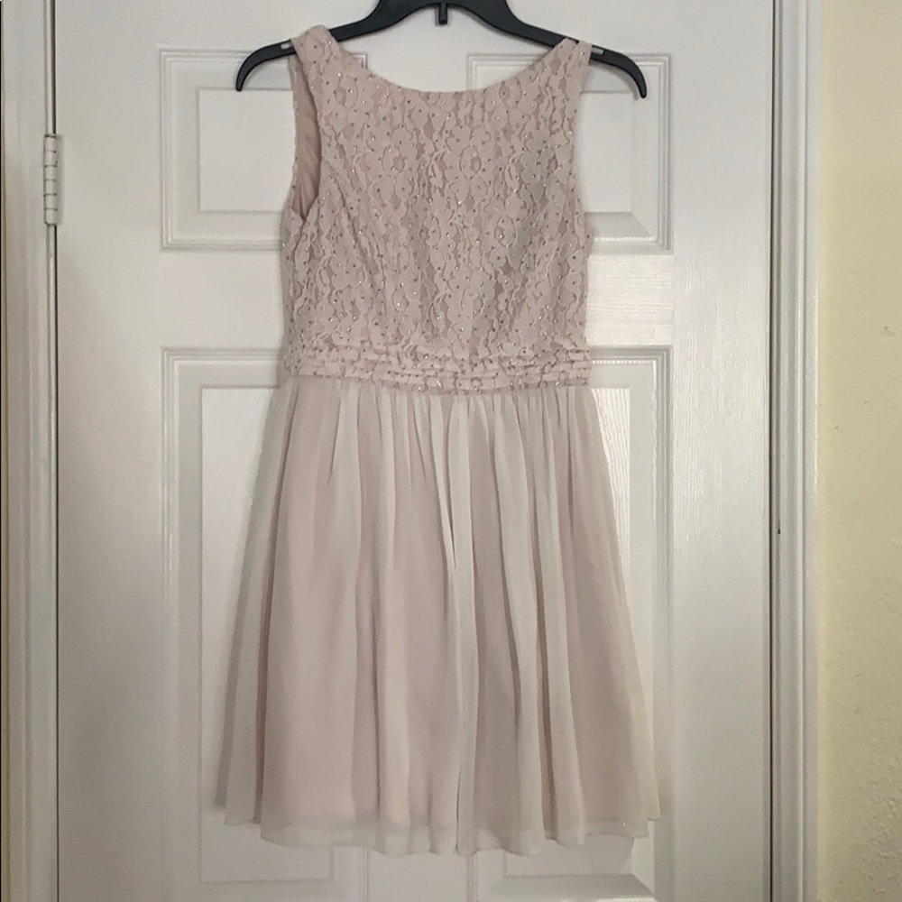 Speechless color: blush 👗 size: 5 NWT